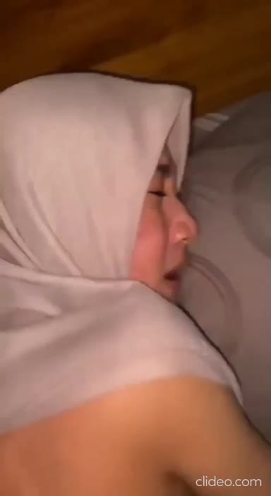 Background for ABG Kesakitan Dianal Nyampe Nangis