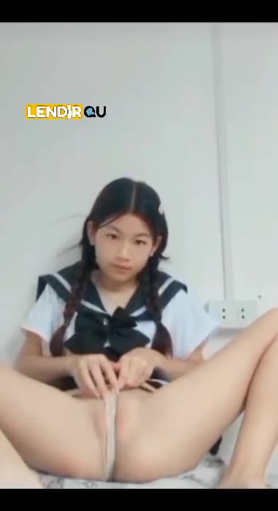 Background for Bocil Chindo Pink Pamer Bodynya Yang Siap Dipake