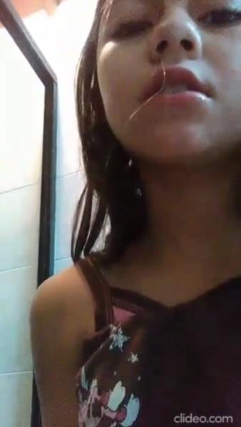 Background nonton video viral Bocil SD Lagi Birai Pengin Diobok Obok