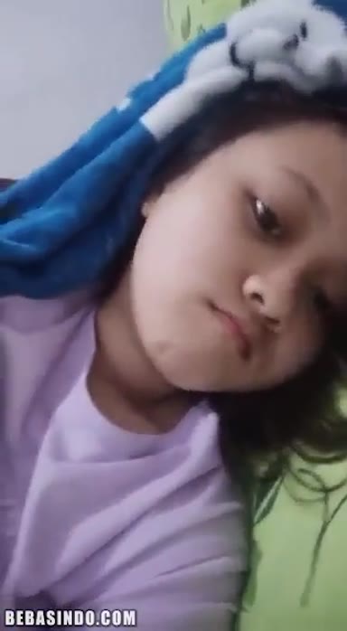 Bocil Coba Omek Biar Bisa Tidur Pules